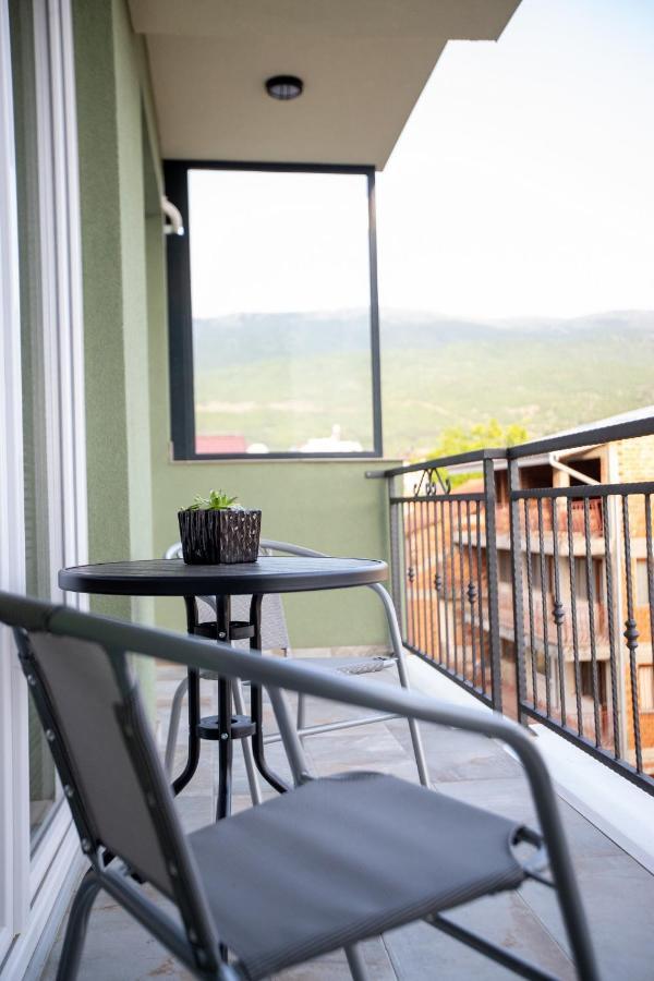 Blue Eye Ohrid Apartment Extérieur photo